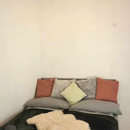 Beautiful Apartments Near Hauptbahnhof-2